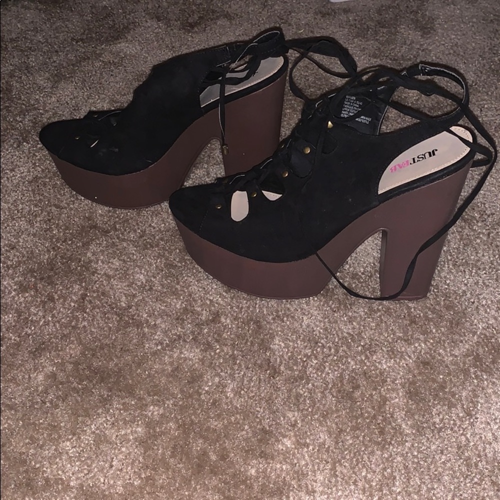 Open toe platform sandles